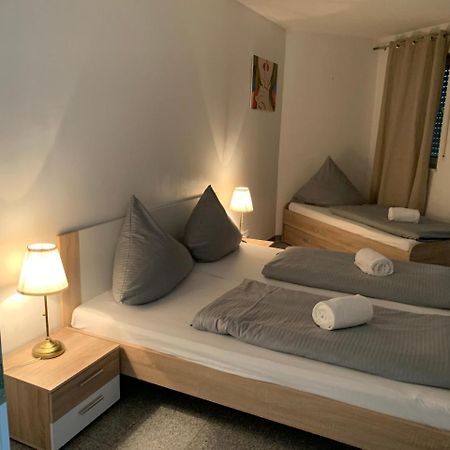 Kn Kahtan Boarding House Apartment Munchen Bagian luar foto