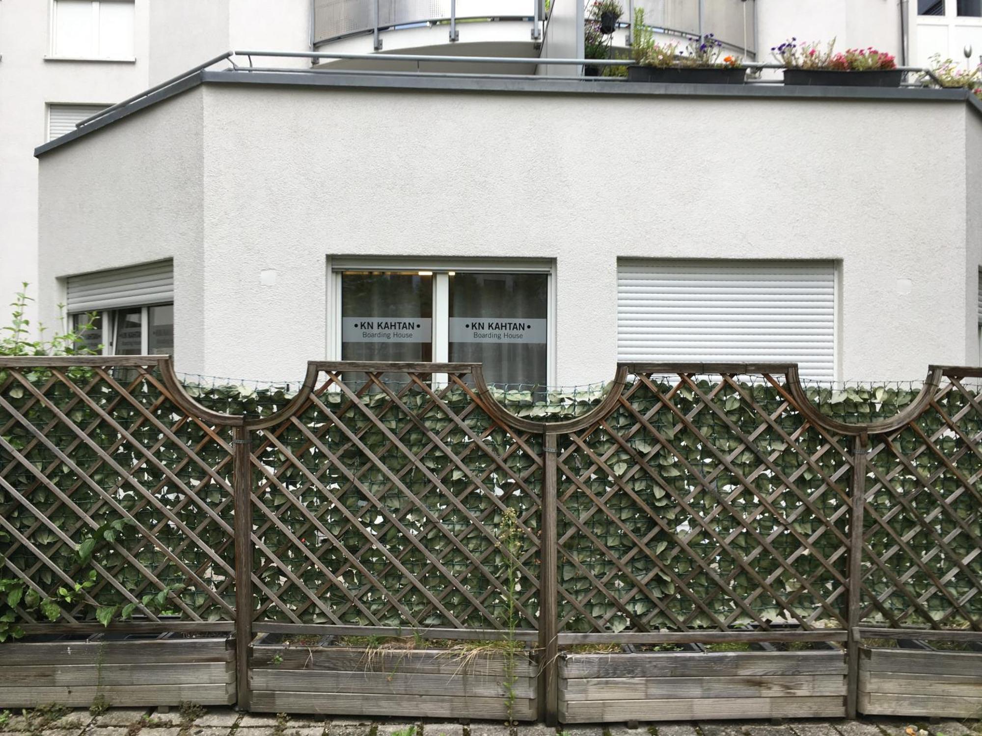 Kn Kahtan Boarding House Apartment Munchen Bagian luar foto