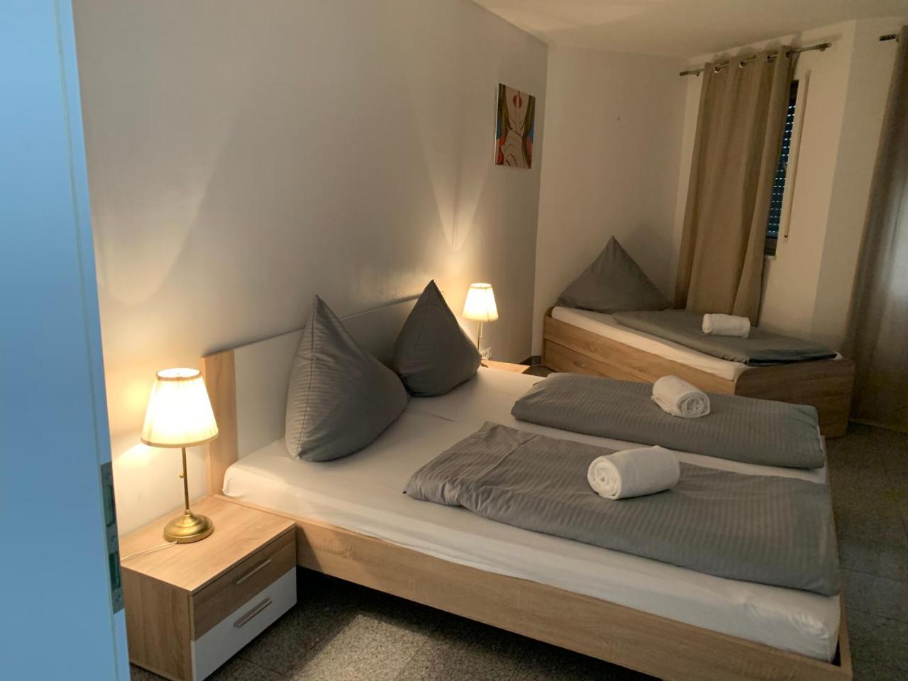 Kn Kahtan Boarding House Apartment Munchen Bagian luar foto