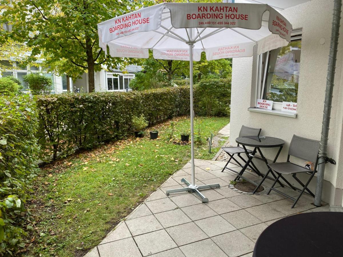 Kn Kahtan Boarding House Apartment Munchen Bagian luar foto